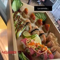 Charola de sushi variado